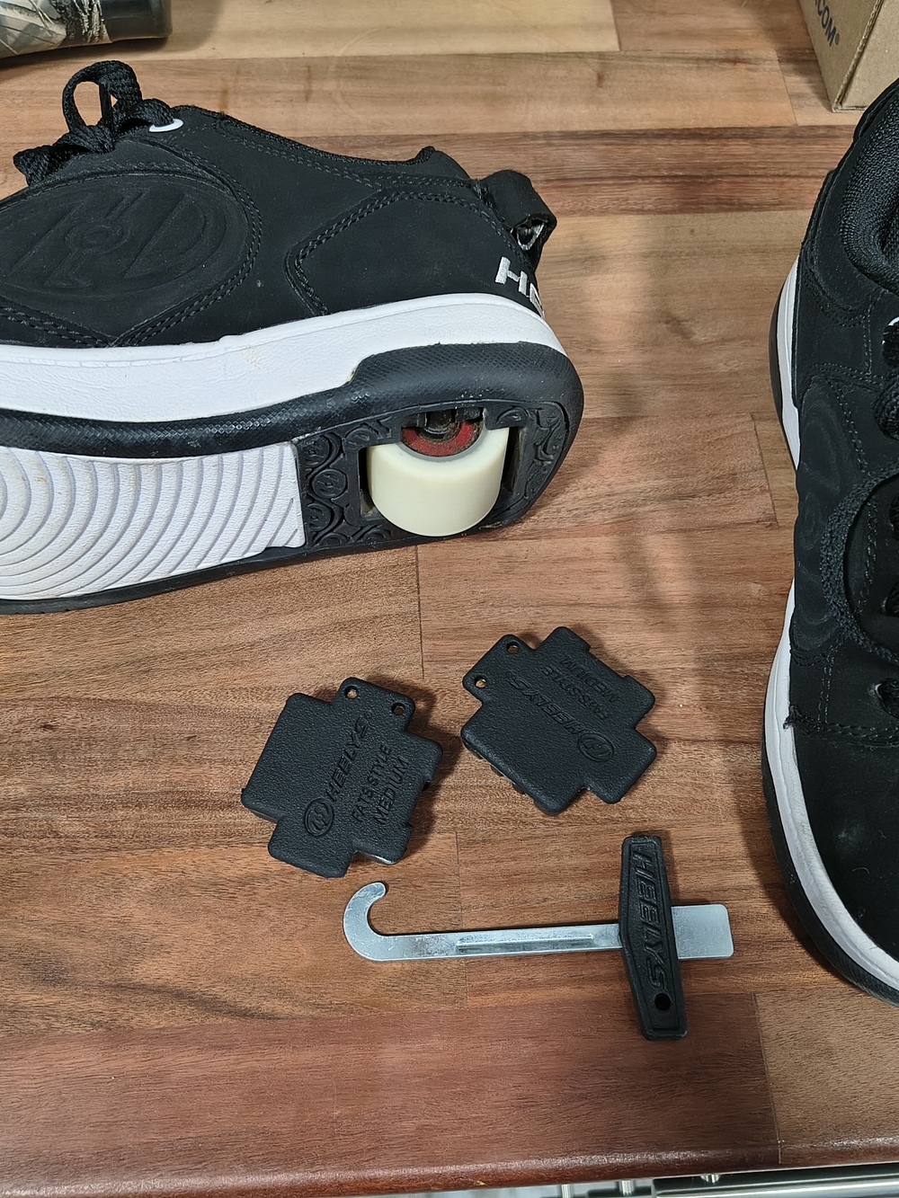 HeelysBlack Wheel-Insert Skate Shoes with Tool